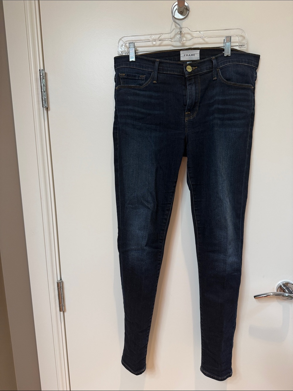 FRAME skinny jeans size 29